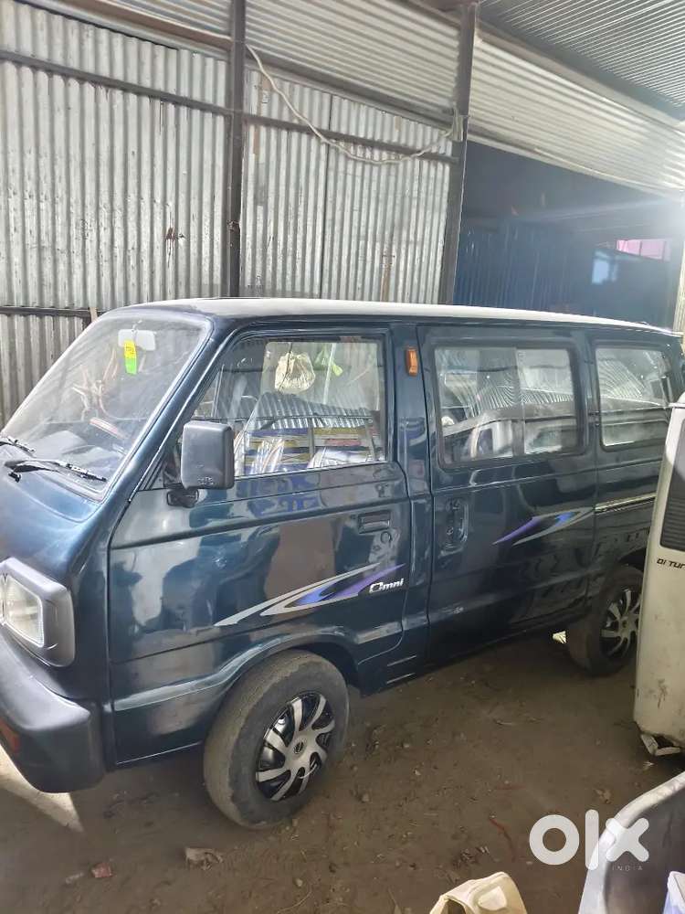 Maruti Suzuki Omni 2011
