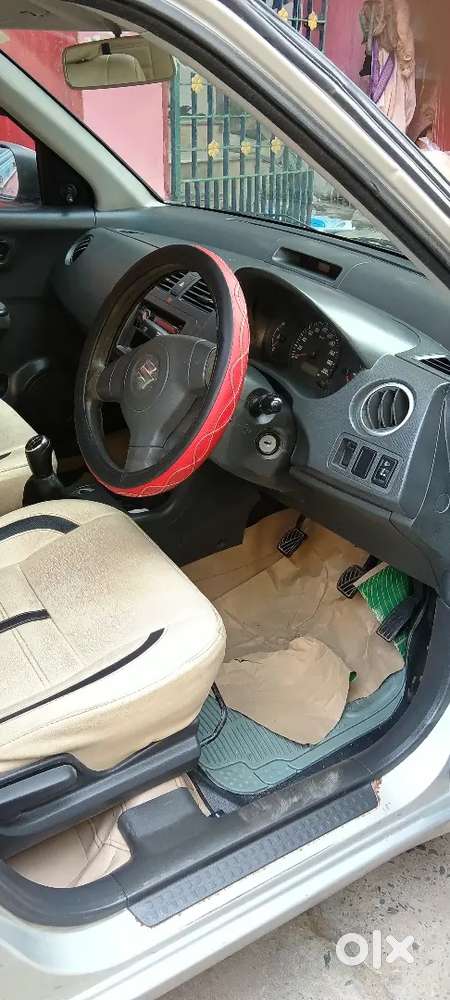 Maruti Suzuki Swift 2011 With Vxi(o)