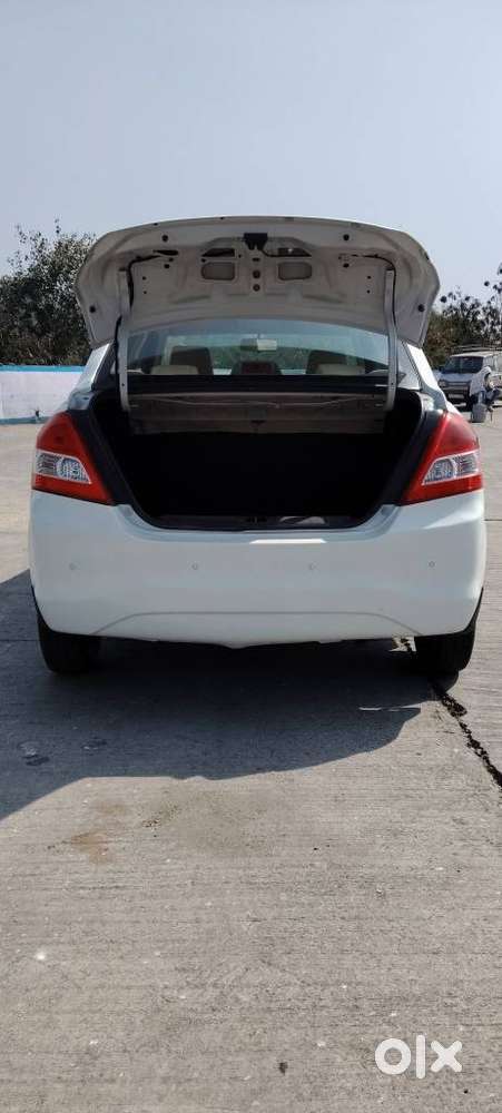 Maruti Suzuki Dzire Vxi Ags, 2015, Petrol