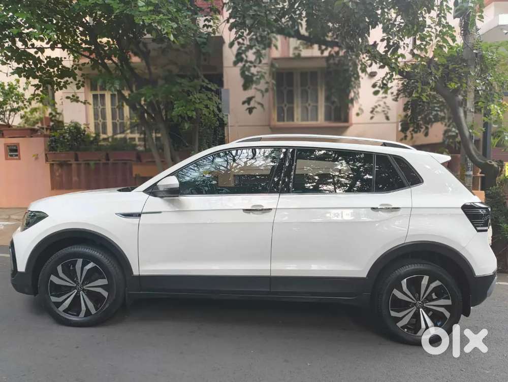 Volkswagen Taigun 2023 Petrol 32000 Km Driven