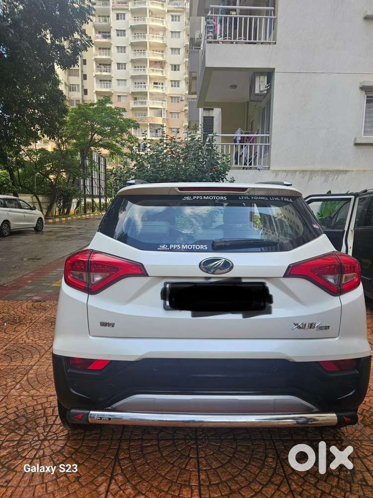 Top-end Mahindra Xuv300 W8(o) 2020 Diesel Well Maintained