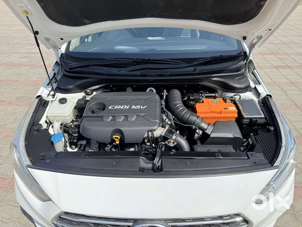 Hyundai Verna Crdi 1.6 At Ex, 2018, Diesel
