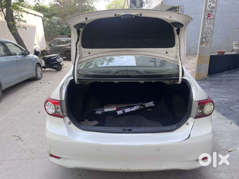 Toyota Corolla Altis 1.8 Vl, 2011, Petrol
