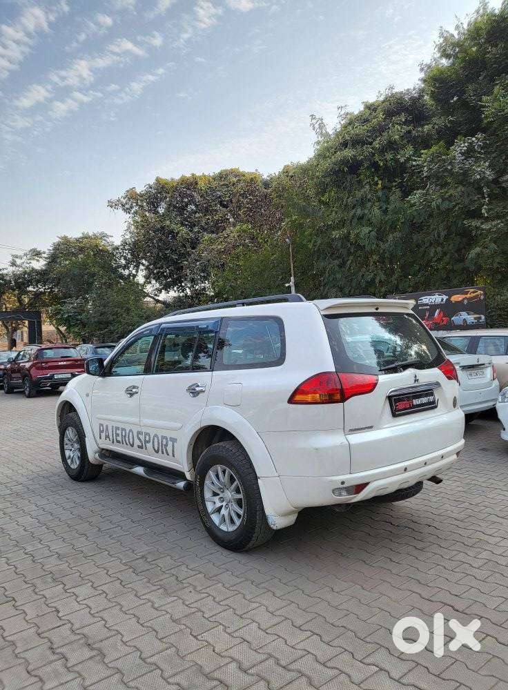 Mitsubishi Pajero Sport 2.5 Manual, 2014, Diesel