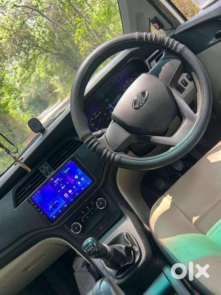 Mahindra Marazzo M4, 2019, Diesel