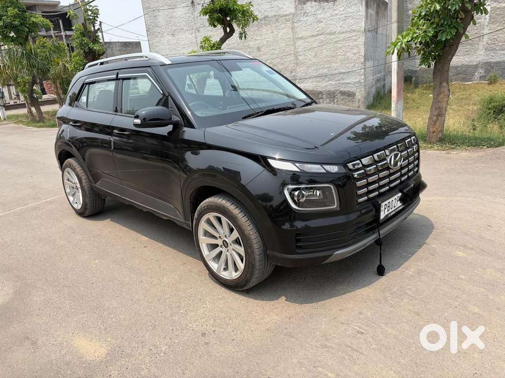 Hyundai Venue, 2025, Petrol