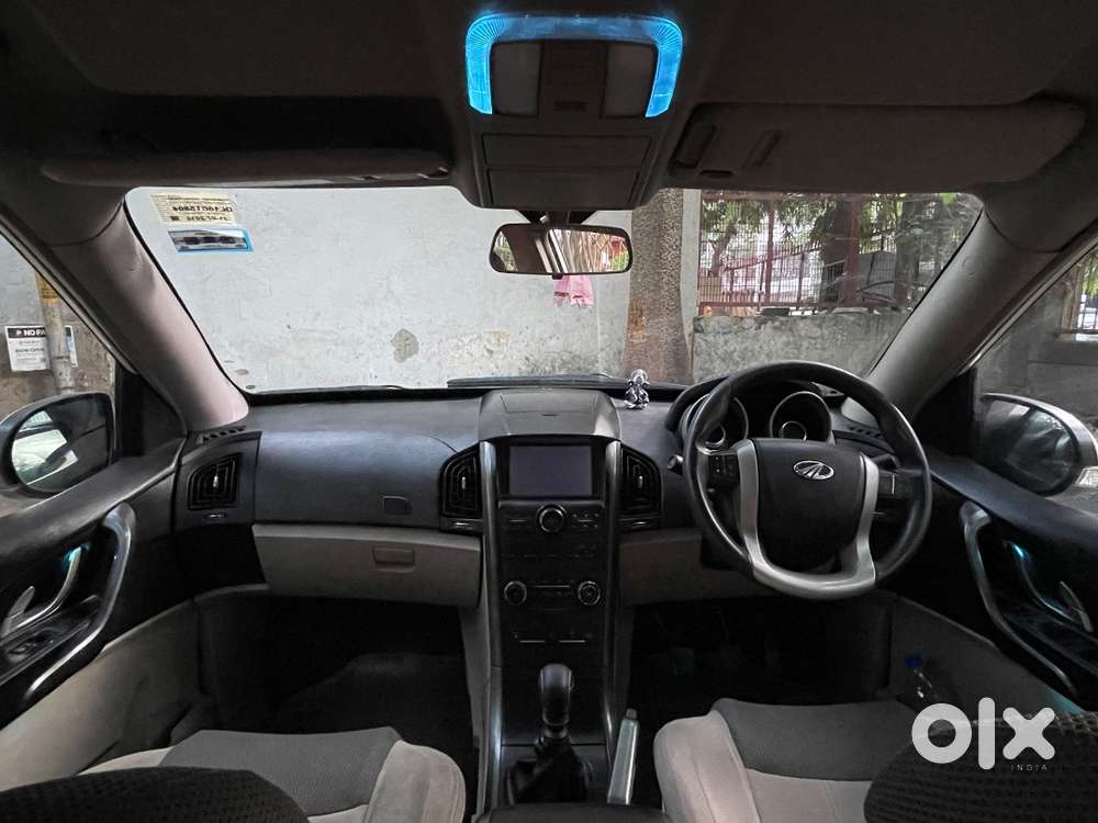 Xuv500 W6 Diesel 2016  1st Owner  Manual  Good Condition