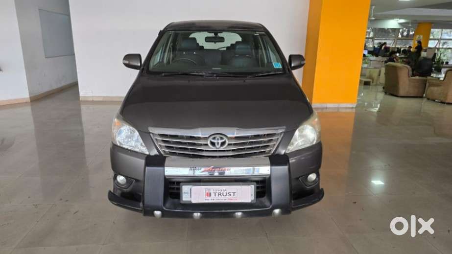 Toyota Innova 2.5 Vx 8 Str, 2013, Diesel