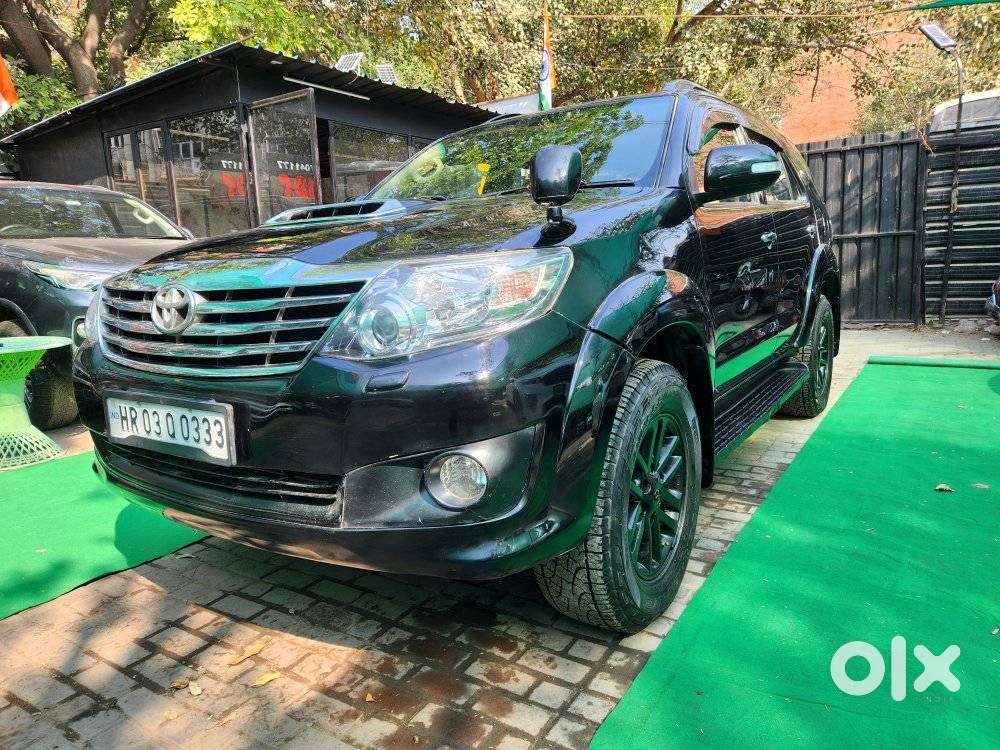 Toyota Fortuner 2011-2016 4x2 Manual, 2013, Diesel