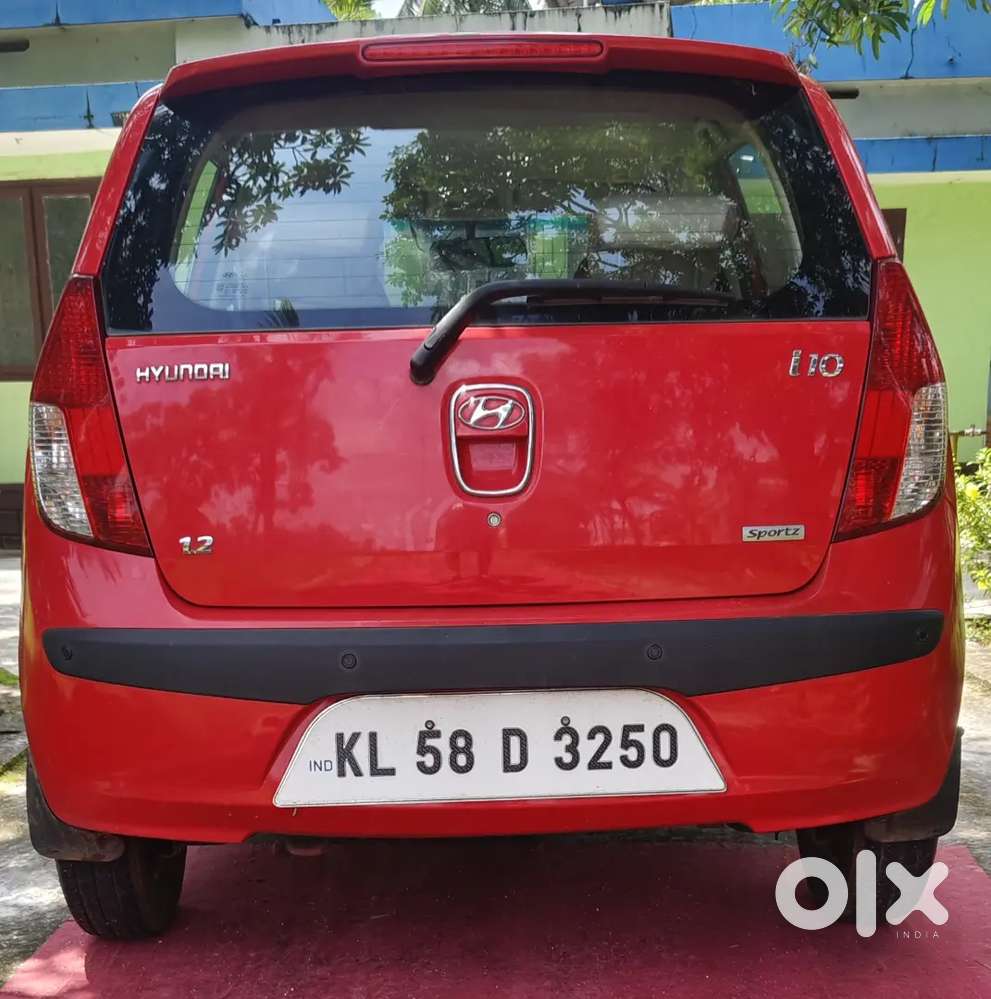 Hyundai I10 Sportz Petrol 2010