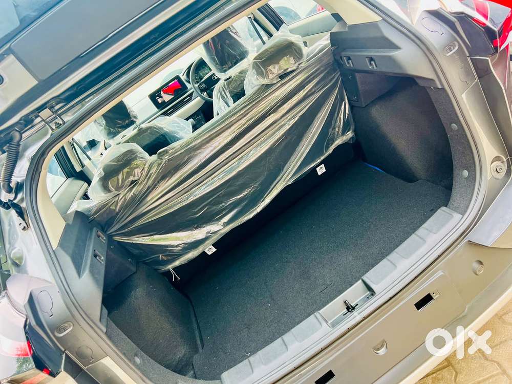 Tata Nexon Creative 1.2 Revotron Petrol 6 Mt, 2026, Petrol