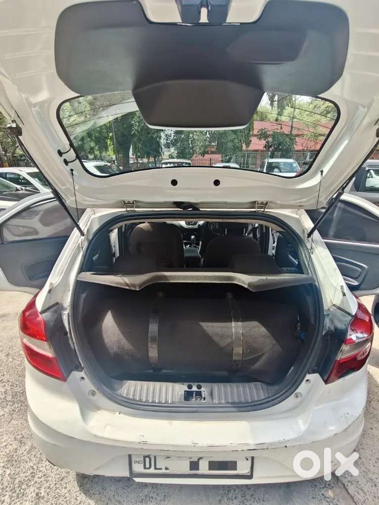 2015 Ford Figo 1.5l Ti-vct Dct Automatic  111 Bhp  Cng + Petrol