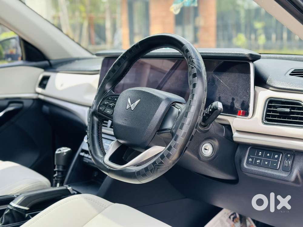 Mahindra Xuv700 2.2 Ax 5 Diesel Mt 7 Str, 2023, Diesel