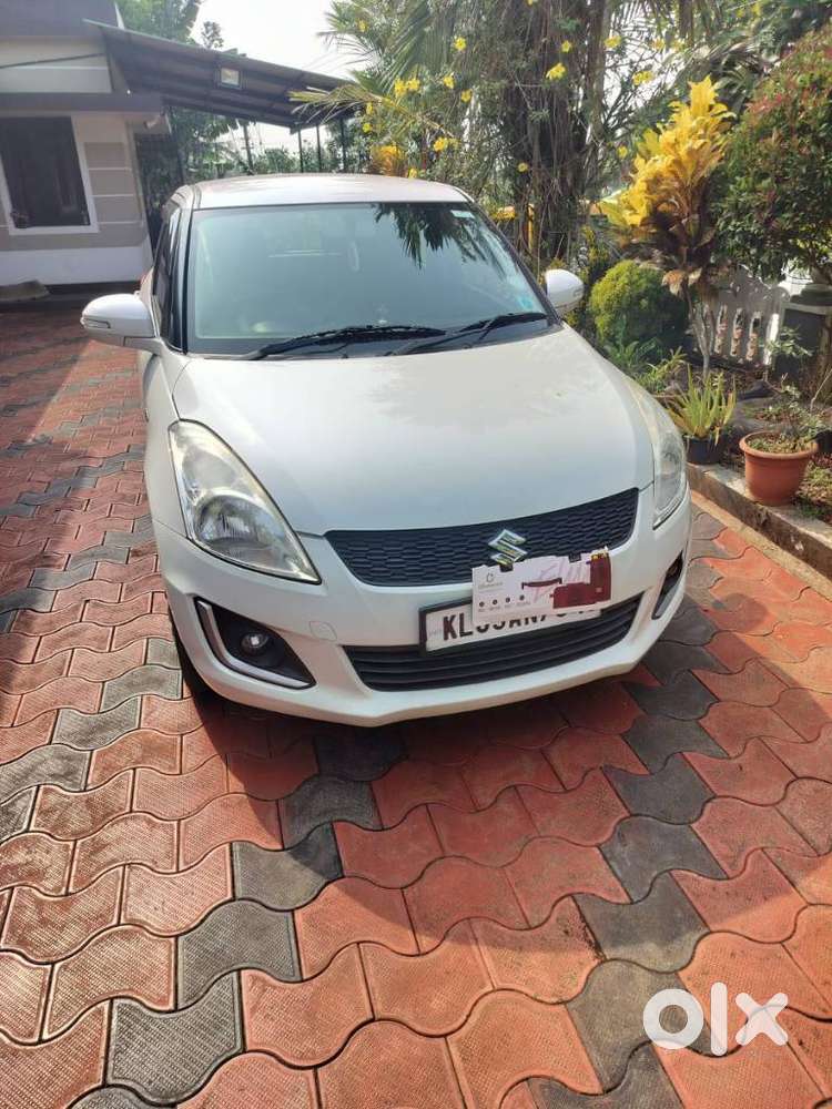 Maruti Suzuki Swift Vxi, 2016, Petrol