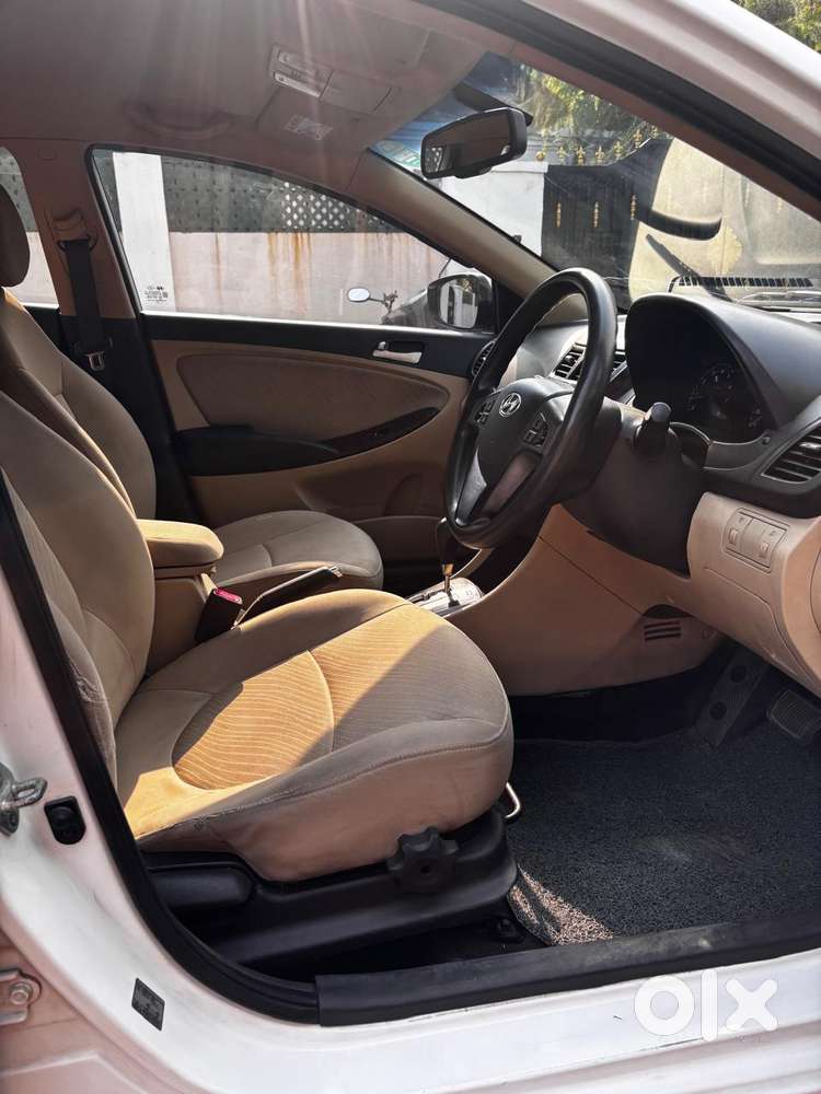 Hyundai Verna Fluidic 1.6 Vtvt Sx Automatic, 2015, Petrol