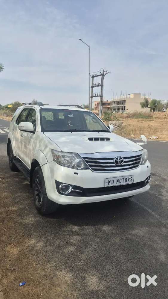 Toyota Fortuner 2015 Diesel 172000 Km Driven