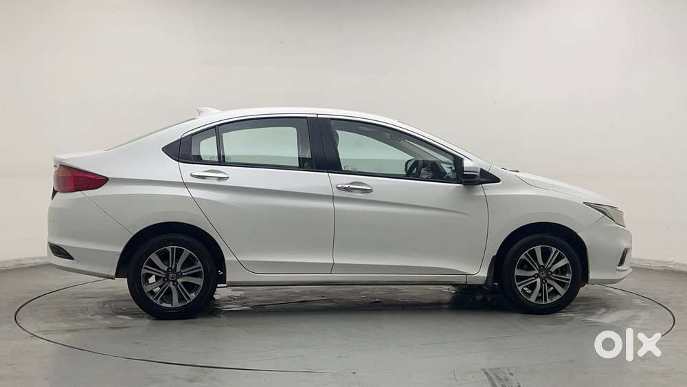 Honda City 1.5 V 4th Gen I-vtec Mt, 2023, Petrol