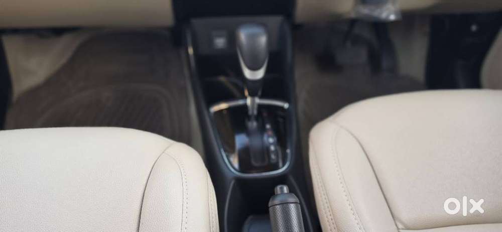 Honda Amaze, 2022, Petrol