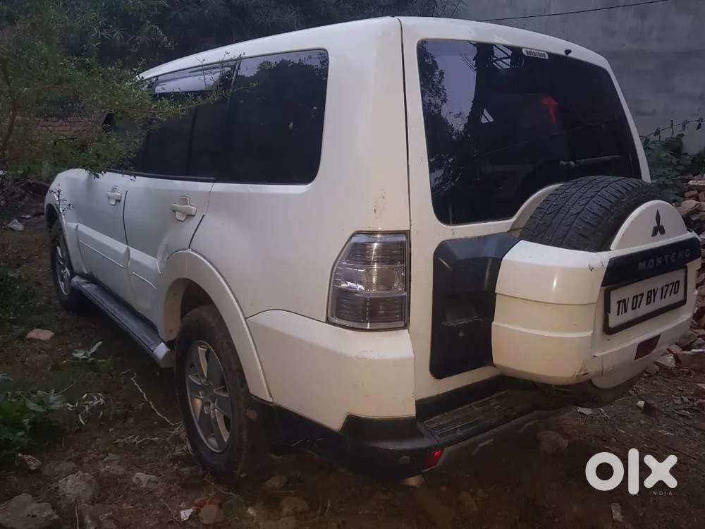 Mitsubishi Montero 2009