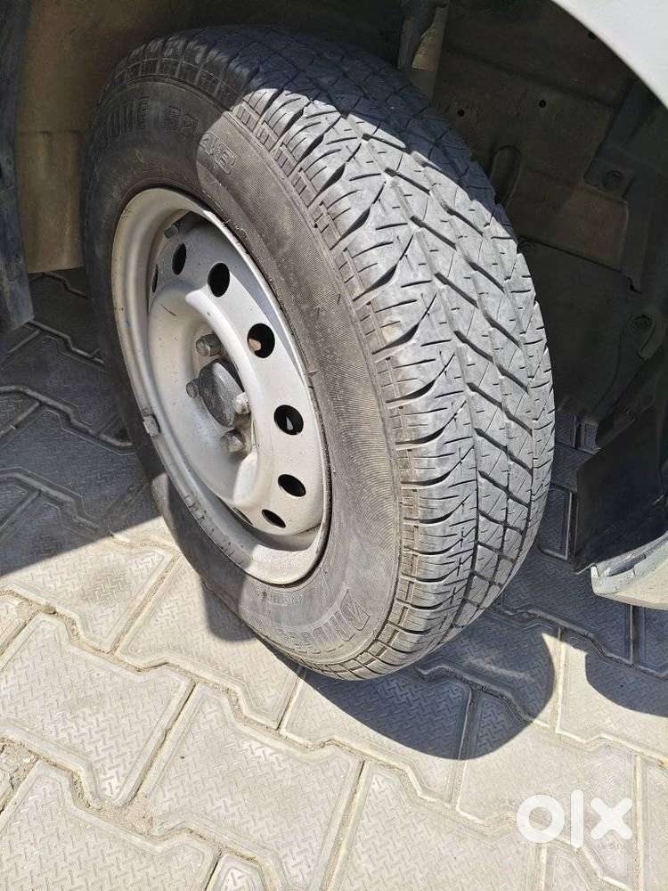 Maruti Suzuki Swift Lxi Optional-o, 2016, Petrol