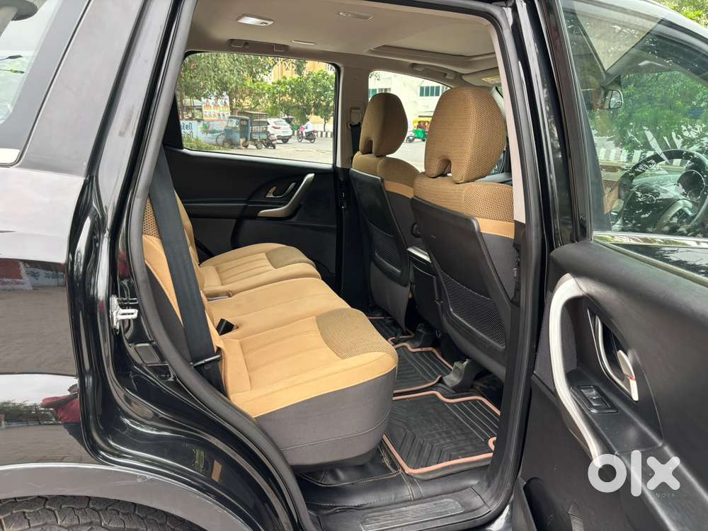Mahindra Xuv500 W9, 2020, Diesel
