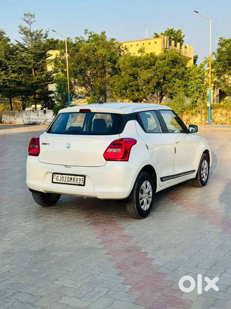 Maruti Suzuki Swift Vxi 1.2 Abs Bs-iv, 2022, Cng & Hybrids
