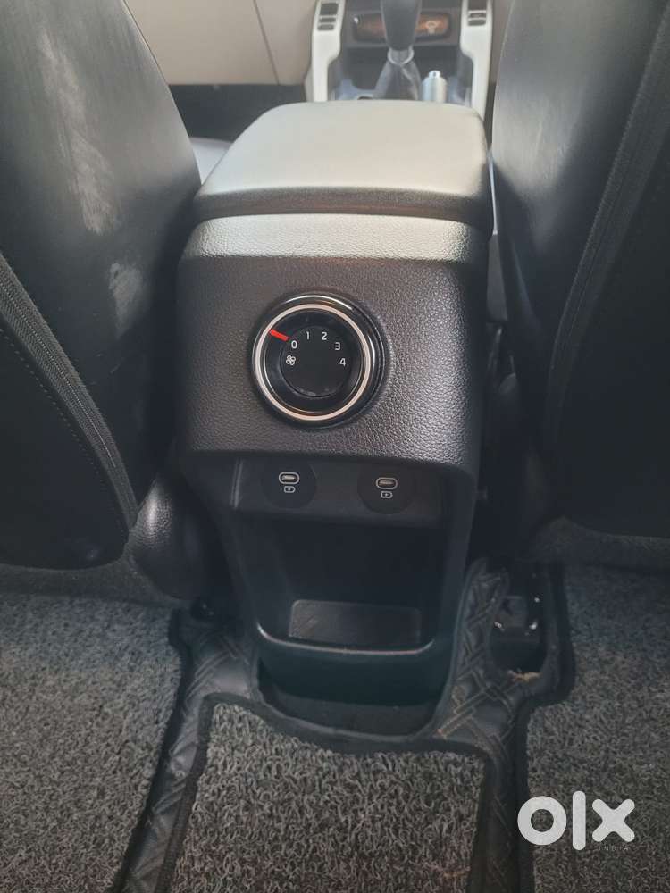 Kia Carens D1.5 6mt Premium 07, 2022, Diesel