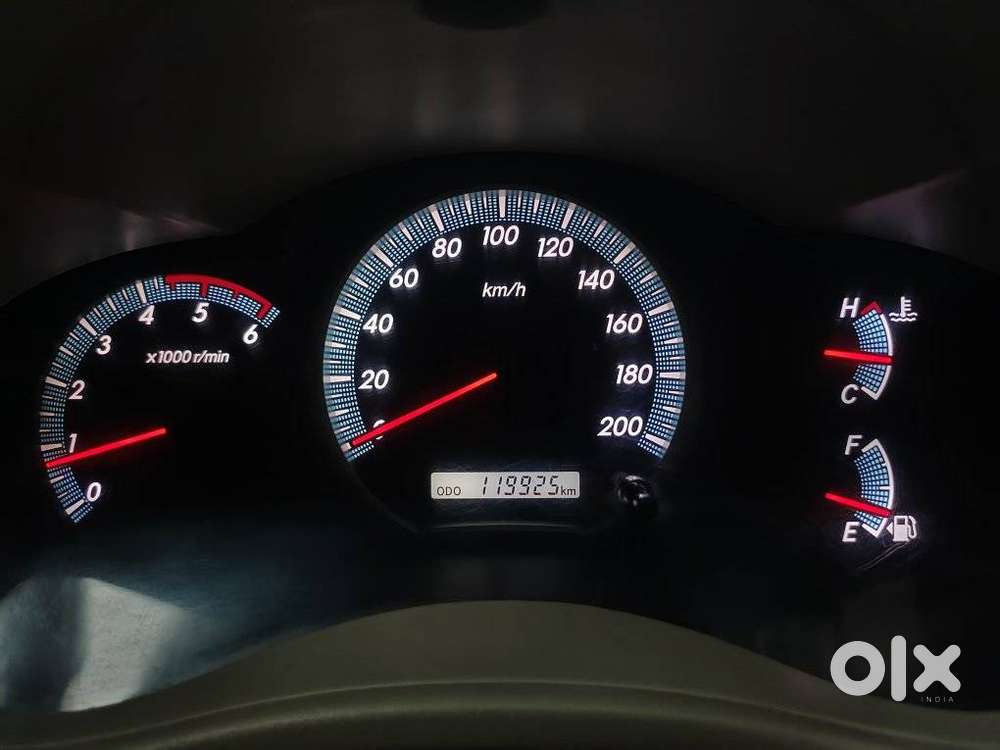 Toyota Innova 2.5 V 7 Str, 2014, Diesel