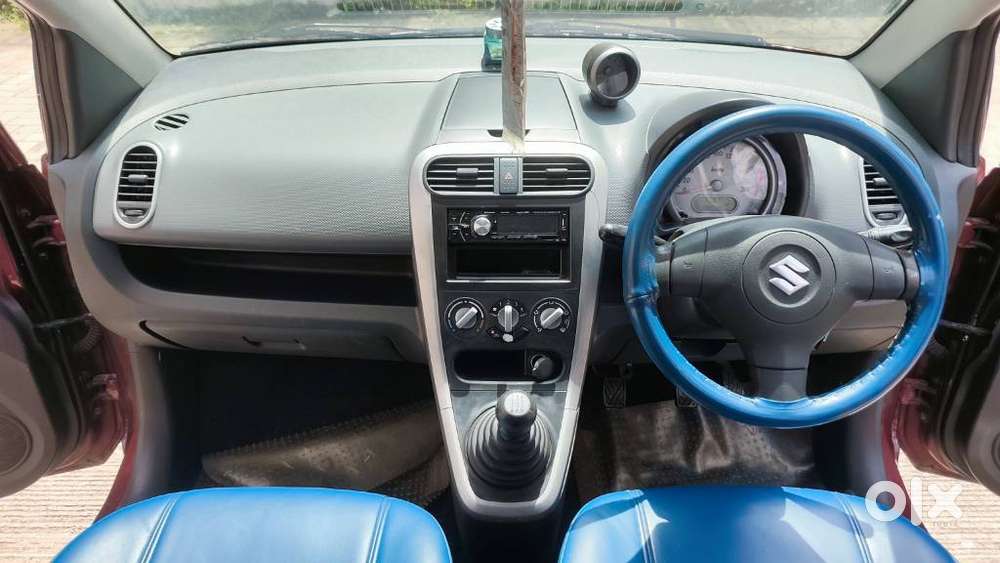 Maruti Suzuki Ritz Vxi, 2011, Petrol