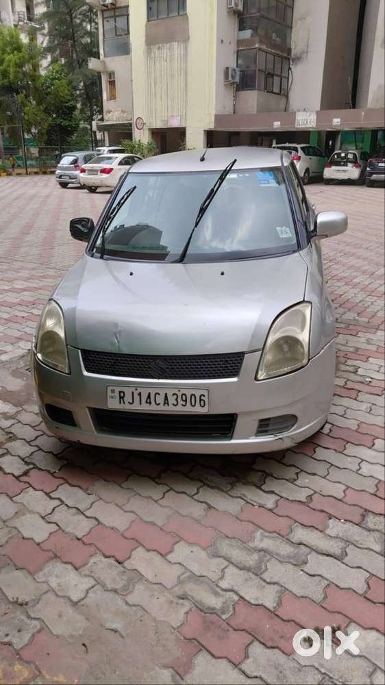 Maruti Suzuki Swift 2005 Petrol