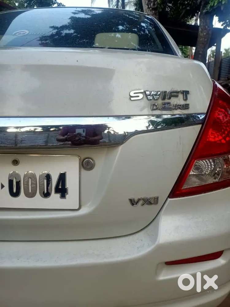 Maruti Suzuki Swift Dzire 2010 Petrol 96800 Km Driven