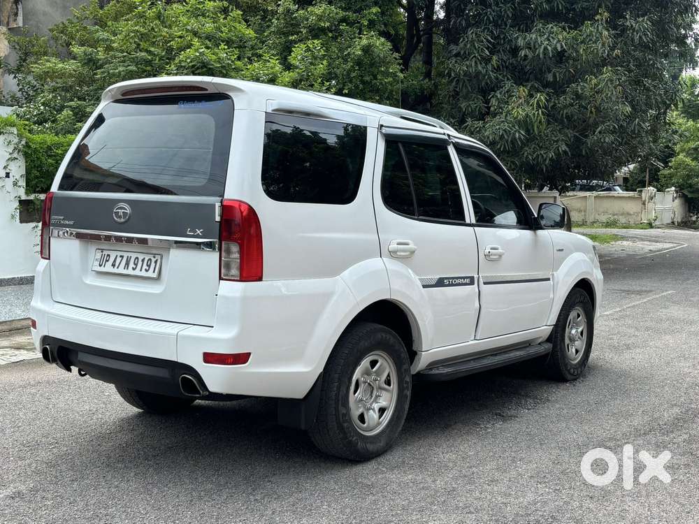Tata Safari Storme Lx, 2016, Diesel
