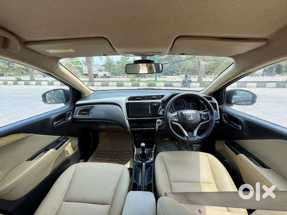 Honda City I-vtec V, 2017, Petrol