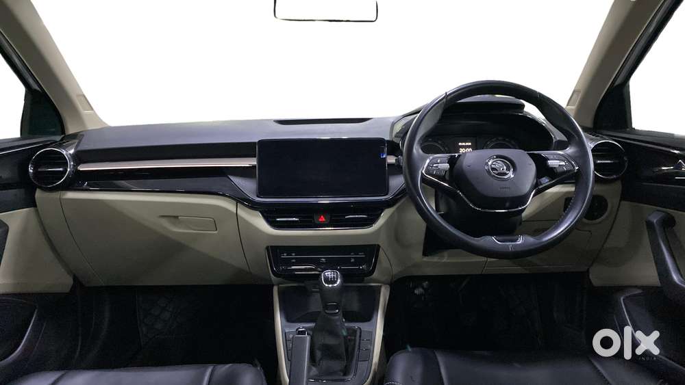 Skoda Slavia 1.0 Ambition Tsi At, 2024, Petrol