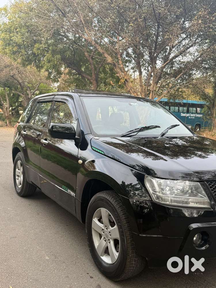 Maruti Suzuki Grand Vitara 2.4 At, 2008, Petrol