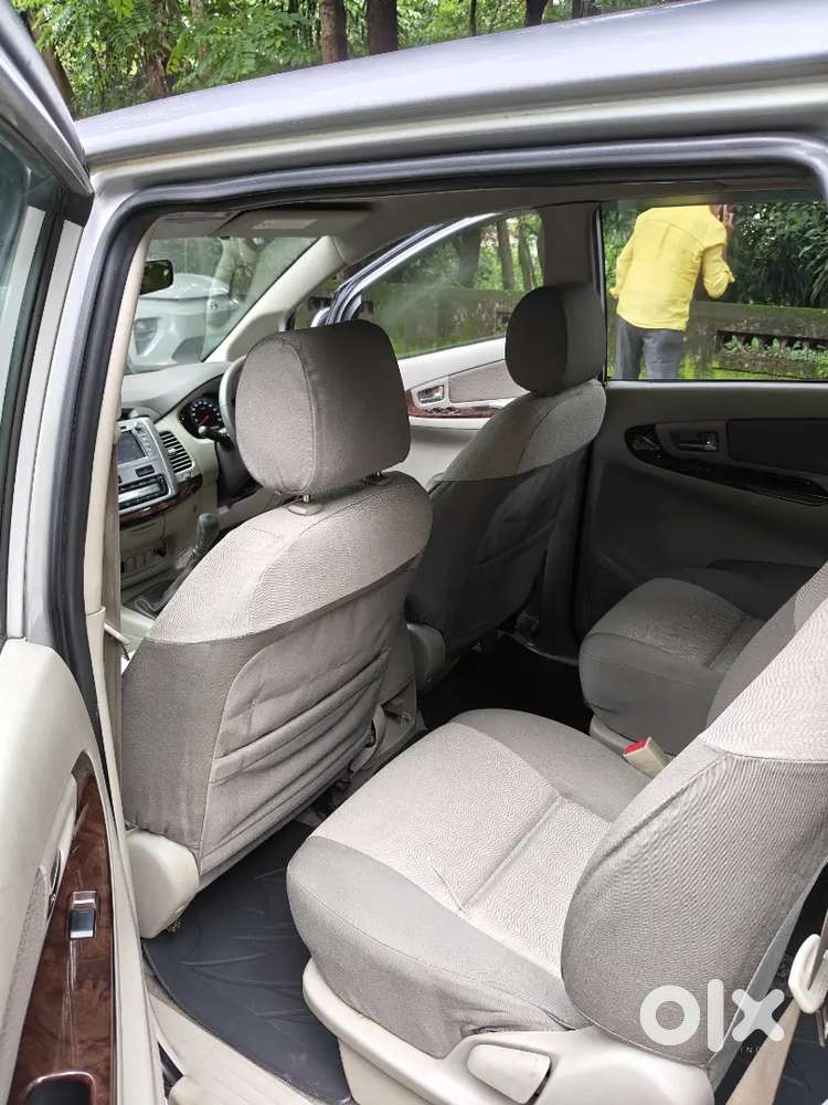 Toyota Innova (v) 2013