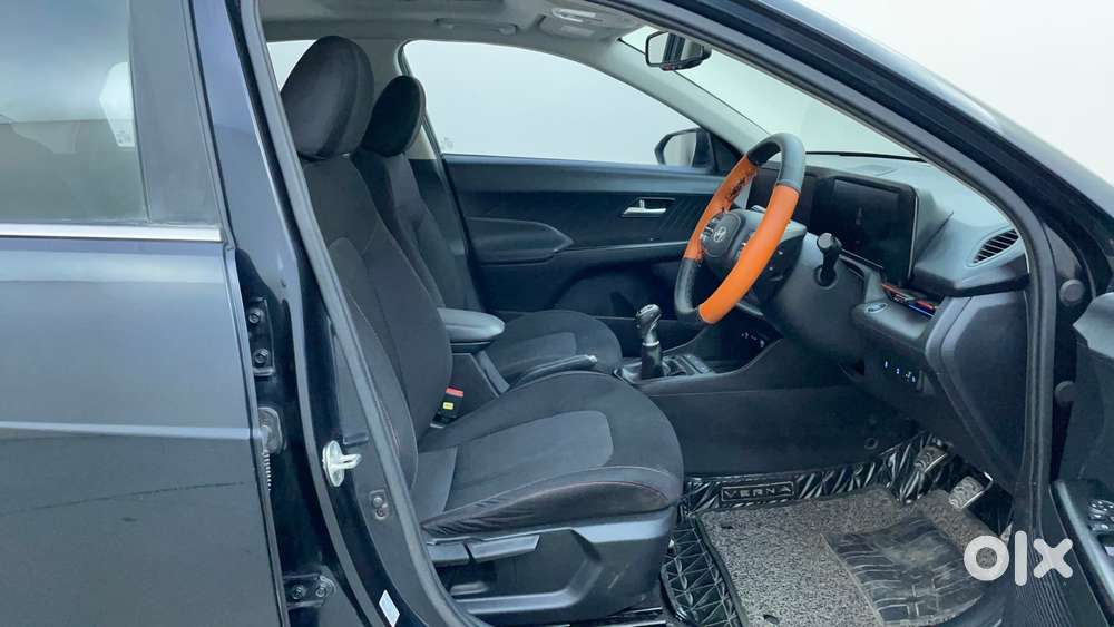 Hyundai Verna 1.5 Sx Turbo Petrol Mt, 2024, Petrol