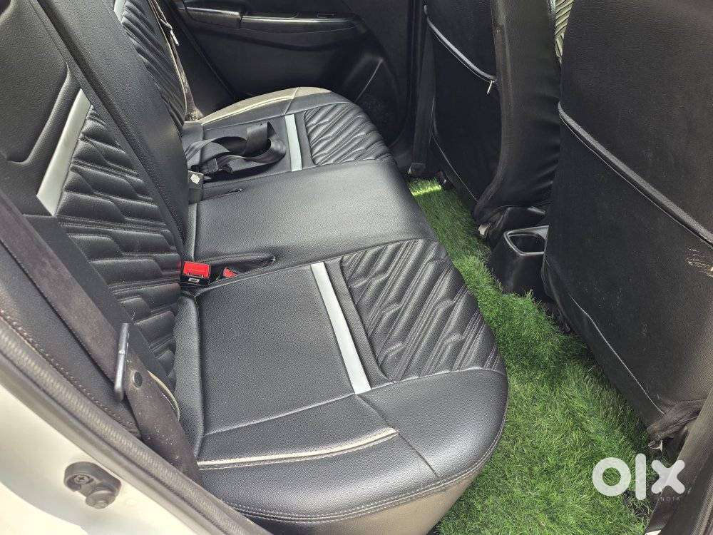 Maruti Suzuki Swift Vxi 1.2 Abs Bs-iv, 2023, Cng & Hybrids