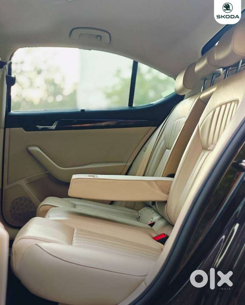 Skoda Superb Laurin And Klement 1.8, 2020, Petrol