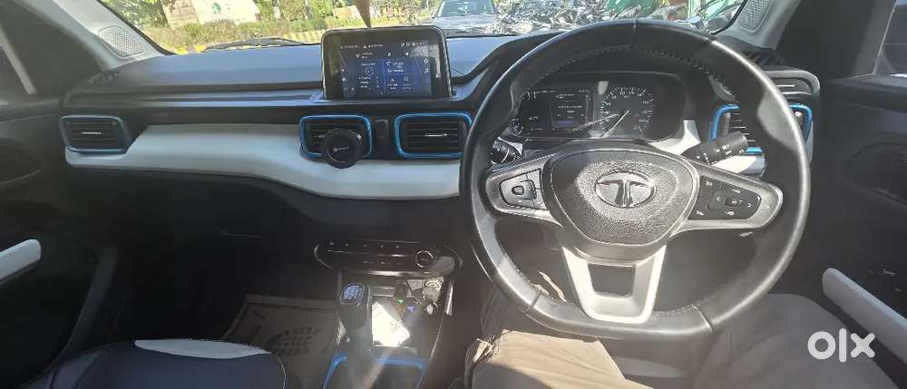 Tata Punch 2023 Petrol 27500 Km Driven