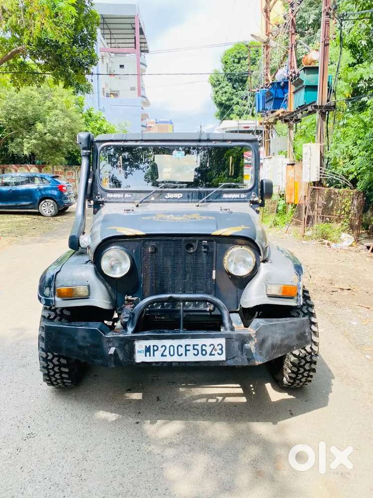 Mahindra Mm-560