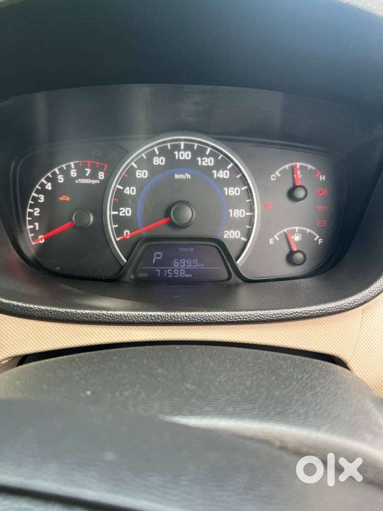 Hyundai Grand I10 At Asta, 2015, Petrol