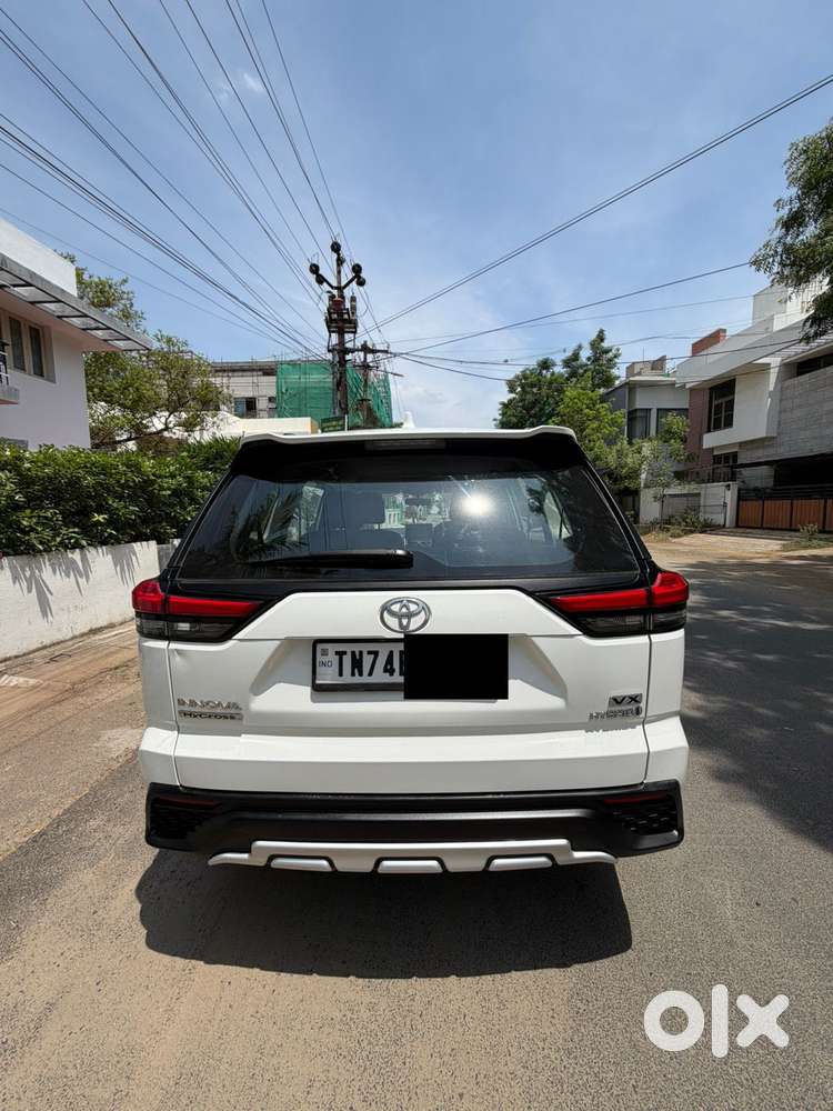 Toyota Innova Hycross 2.0 Vx Hybrid 7 Str, 2024, Petrol