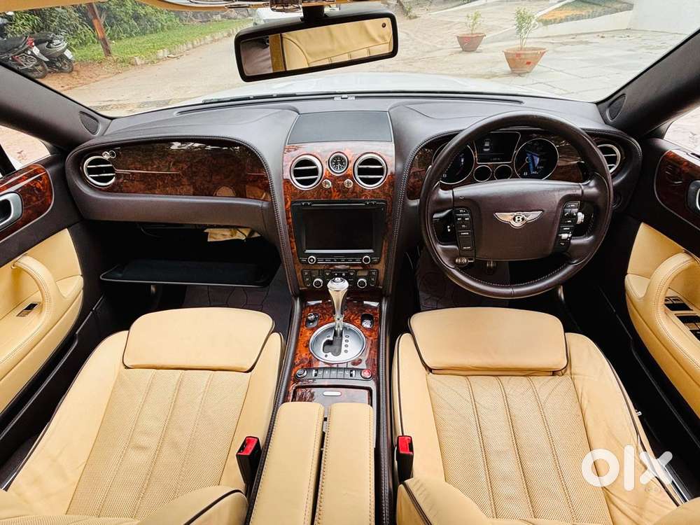 Bentley Continental Flying Spur Sedan, 2012, Petrol