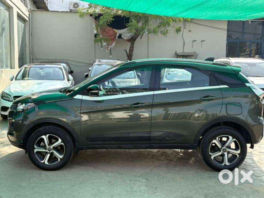 Tata Nexon 1.2 Revotron Xza Plus, 2022, Petrol