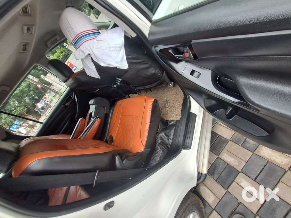 Toyota Innova Crysta 2.4 Gx Mt, 2017, Diesel