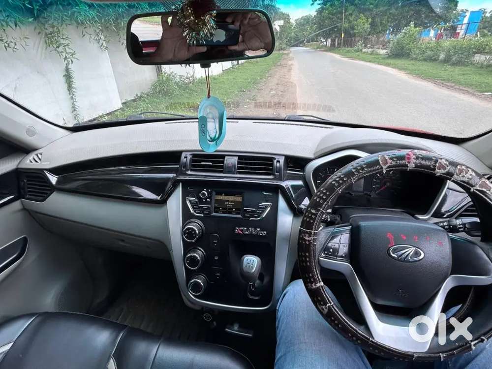 Mahindra Kuv 100 2018 Car For Sell Rent