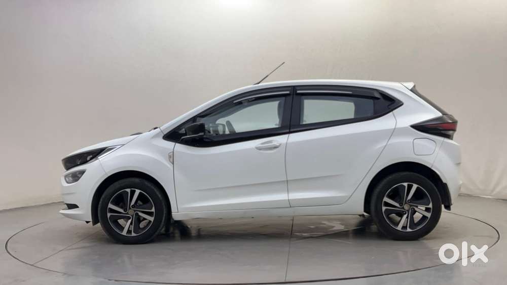 Tata Altroz Xz, 2023, Petrol