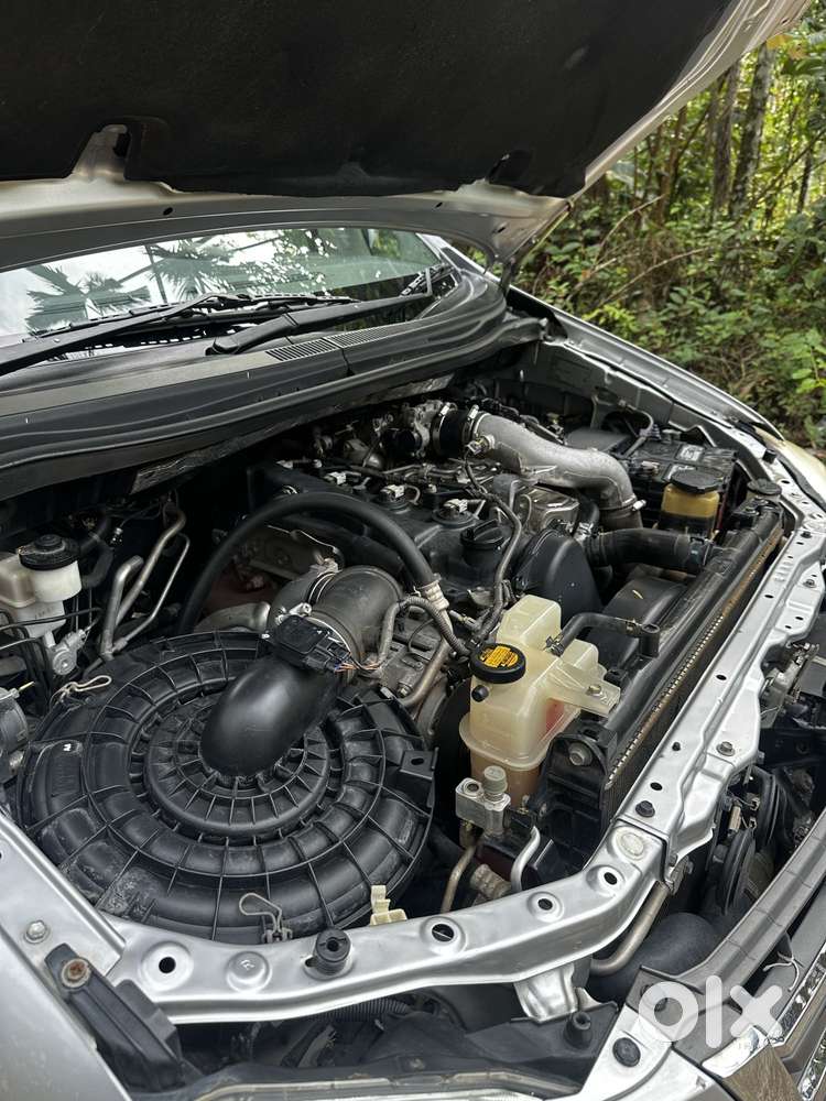 Toyota Innova 2.5 Vx (diesel) 7 Seater Bs Iv, 2014, Diesel