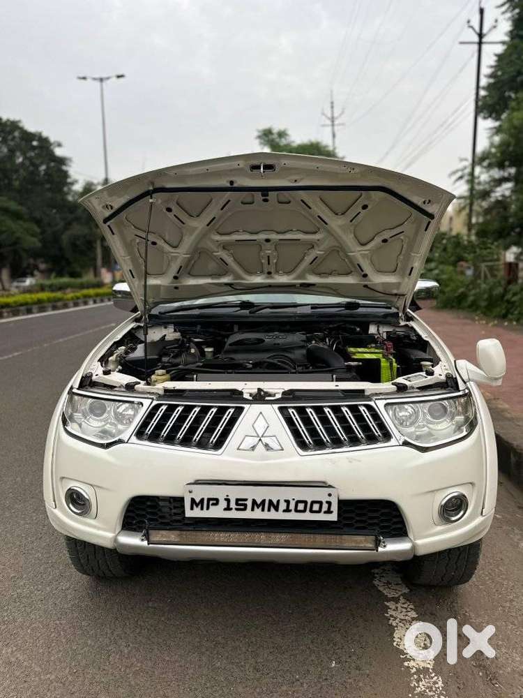 Mitsubishi Pajero Sport 2.5 Manual, 2014, Diesel